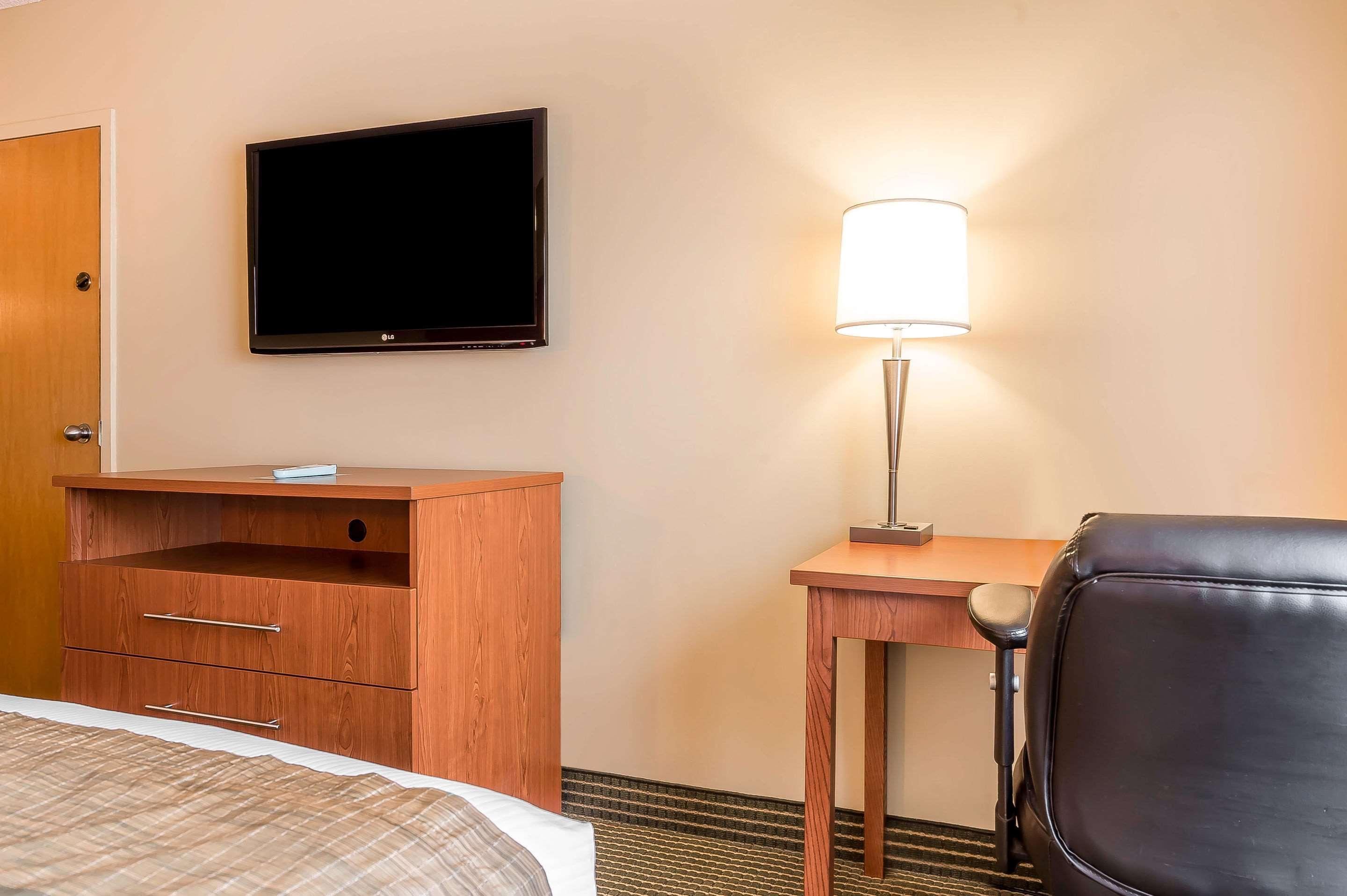 הוקסברי Quality Inn & Suites מראה חיצוני תמונה
