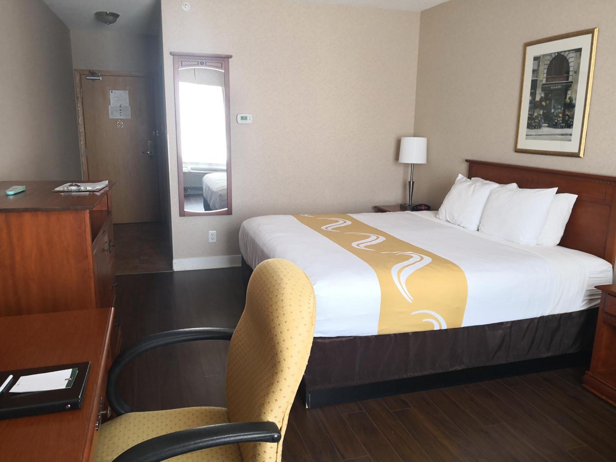 הוקסברי Quality Inn & Suites מראה חיצוני תמונה